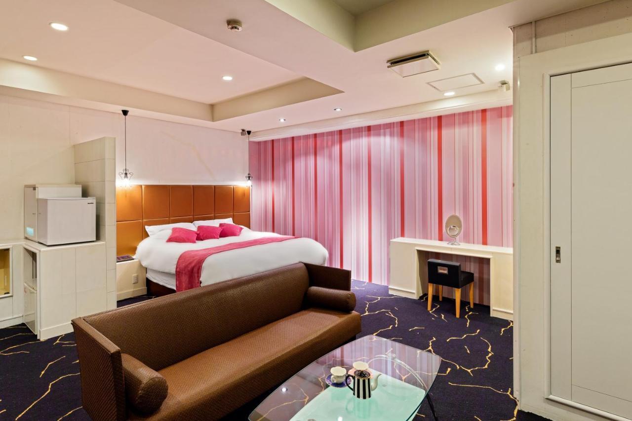 Hotel Love Jewel Kitakjusu Kültér fotó