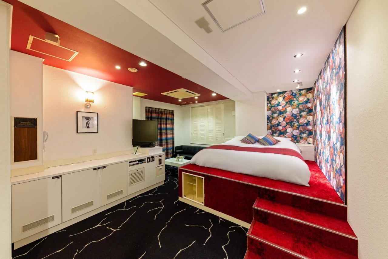 Hotel Love Jewel Kitakjusu Kültér fotó